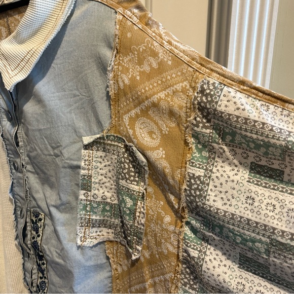 POL Patchwork Shacket with Mixed Patterns - Picture 2 of 7